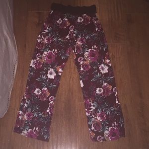 Flowy flower print pants